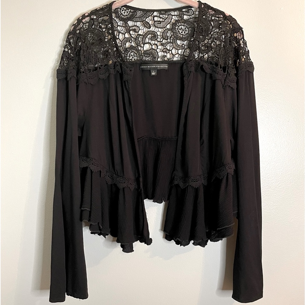 TORRID Insider Collection Black Lace Crochet Cropped Open Front Cardigan SZ/1